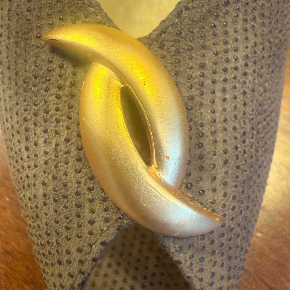 Bruno Magli Lily Taupe Slingback Peep-Toe Heels with Gold Accent Size 8 AA $245 - Picture 9 of 16